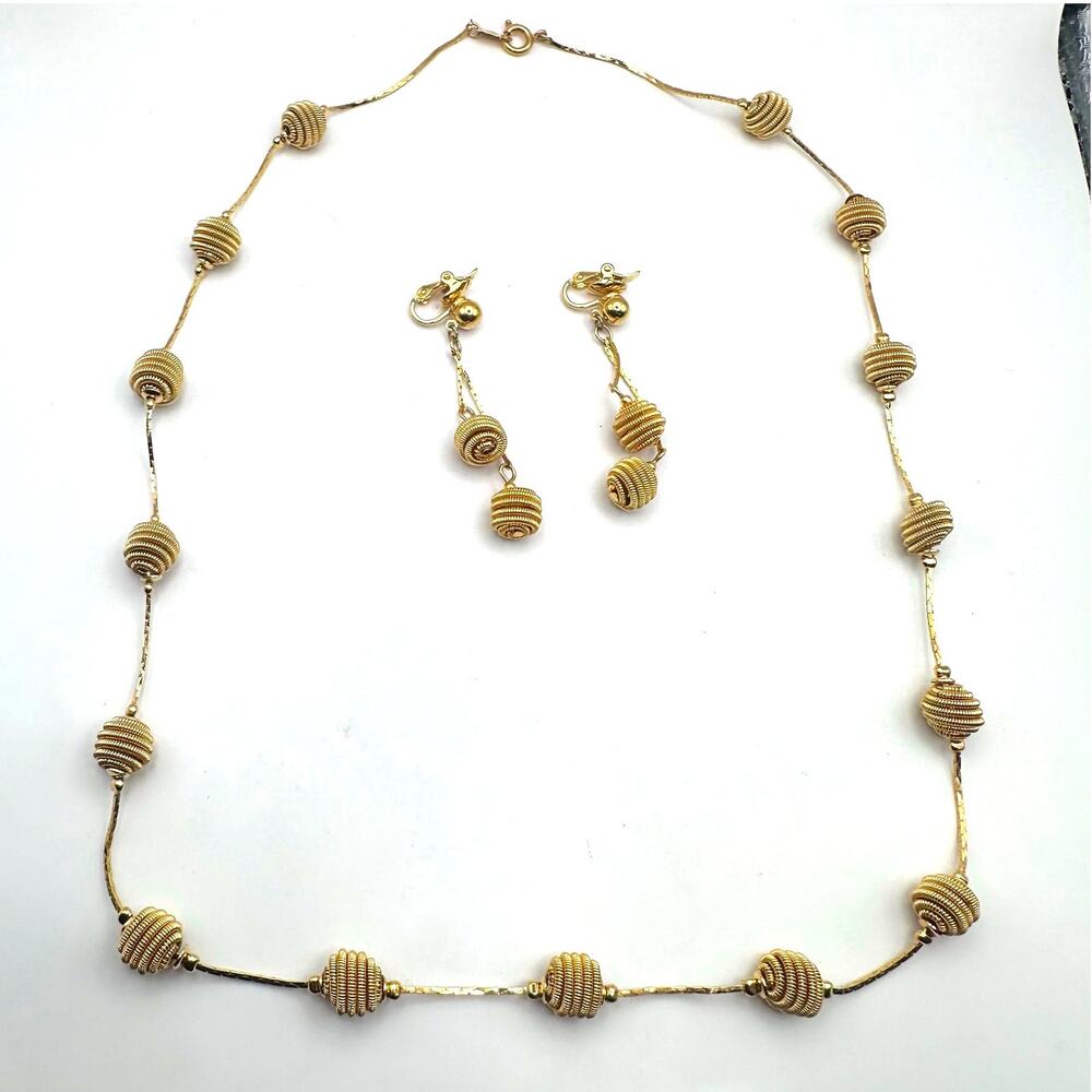 TRIFARI Gold Necklace Earring Set Round Coiled Ball MCM Signed Vintage Designer